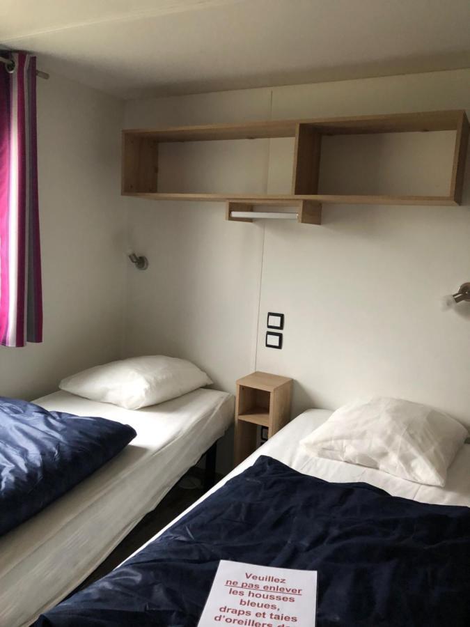 Camping Du Sevron Saint-Etienne-du-Bois  Esterno foto