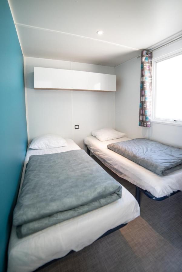 Camping Du Sevron Saint-Etienne-du-Bois  Esterno foto