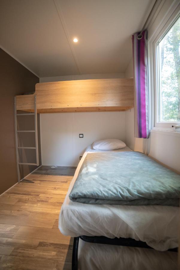 Camping Du Sevron Saint-Etienne-du-Bois  Esterno foto